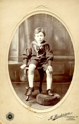 Barney Lewis (5).jpg