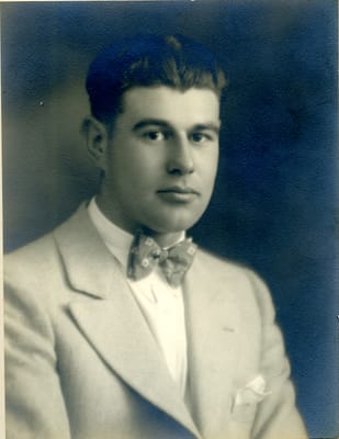 Cecil Bernard Lewis - 1926.jpg