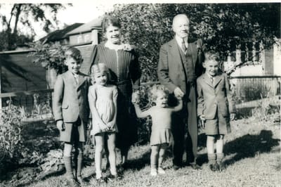 E.J. and Annie Lewis with grandchildren John, Mary, Marian and Jim.jpg