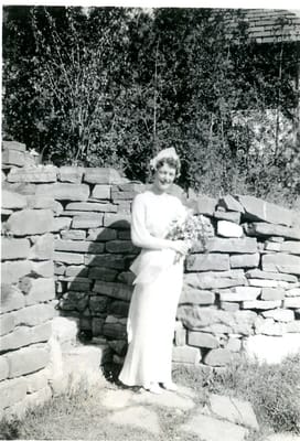 Ruth Lewis wedding 1936.jpg