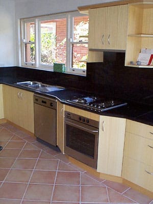 Bkitchen2.jpg