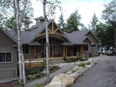Front of cottage 3.jpg