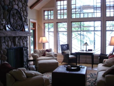 Living Room.jpg