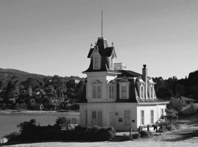 DSC_9664 bw.jpg