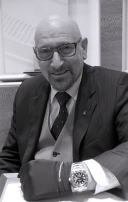 nikon_010.jpg