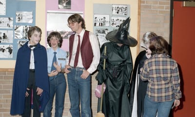 c1985_379.jpg