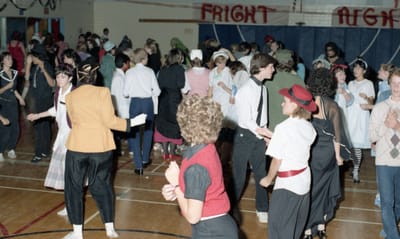 c1985_382.jpg