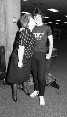 1985_368.jpg
