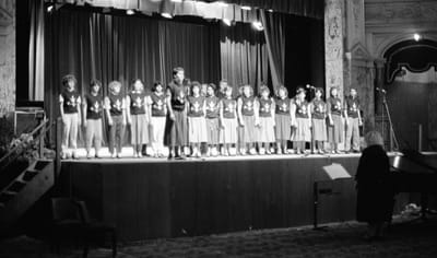 1985_405.jpg