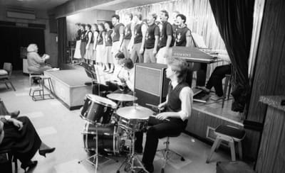 1985_460.jpg