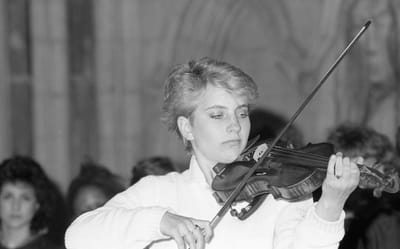 1985_525.jpg