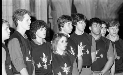 1985_556.jpg