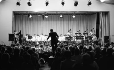 1985_561.jpg
