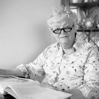 1988_866.jpg