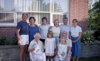 c1985_390.jpg