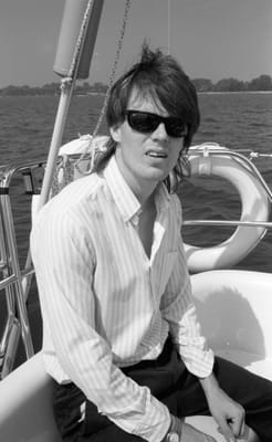 1988_905.jpg