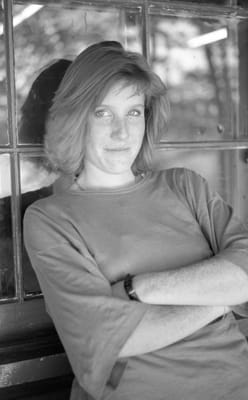 1988_749.jpg