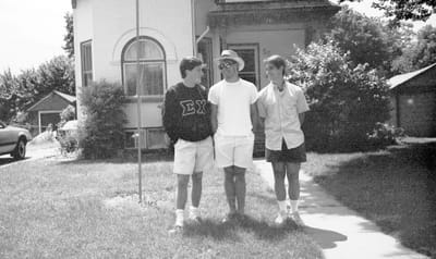 1989_995.jpg