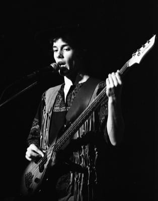 c1986_989.jpg