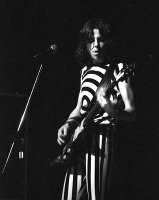 c1986_993.jpg