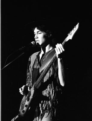 c1986_994.jpg
