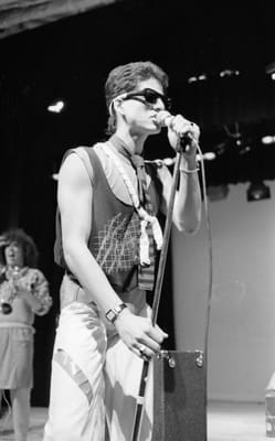 c1987_820.jpg