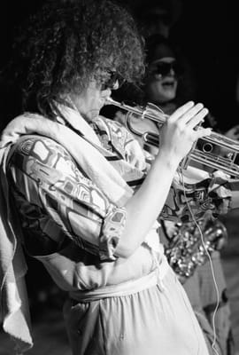 c1987_859.jpg