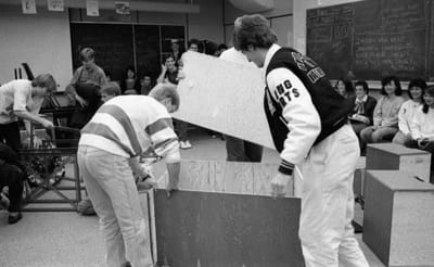 1988_690.jpg