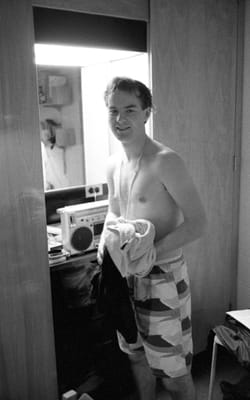 1988_697.jpg