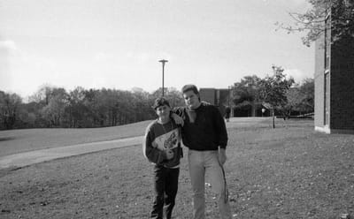 1988_700.jpg