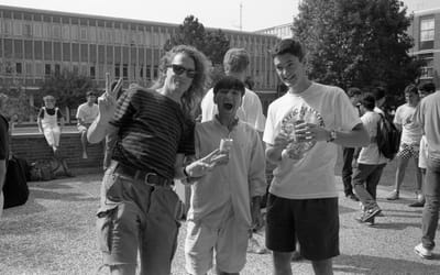 1990_215.jpg