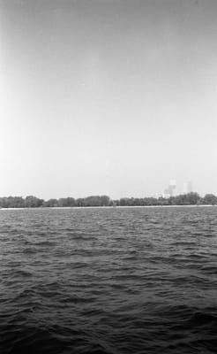 1988_907.jpg