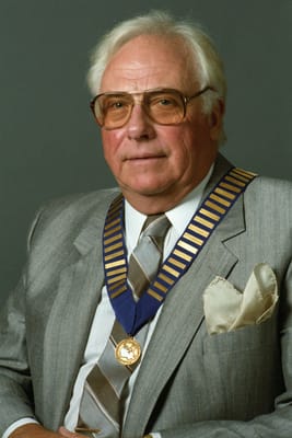 Walter_Little_03.jpg