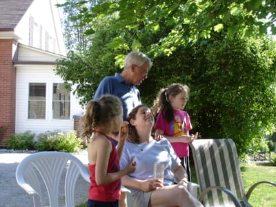 27 partiers 2005.JPG