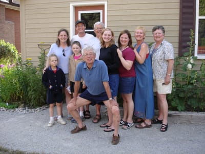 41 The Group 2005.JPG