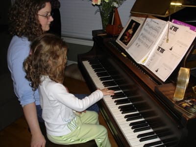 010 Emma piano.JPG