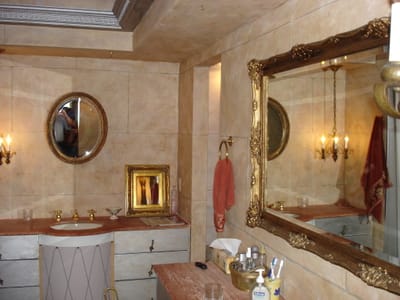 13 Master Bath.JPG