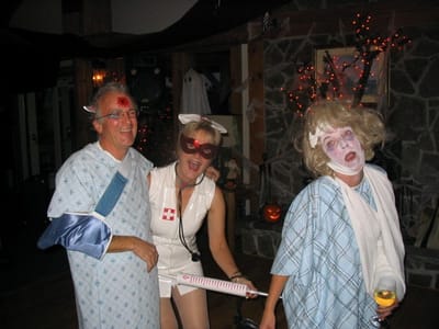 17 Gary Pam and Kathy Hallowe'en 2004.jpg