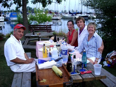36 Brian R and friends Jul 31 05.JPG