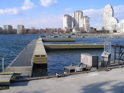 83 New Docks Dec 05.jpg