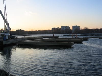 85 New Docks Dec 05.jpg