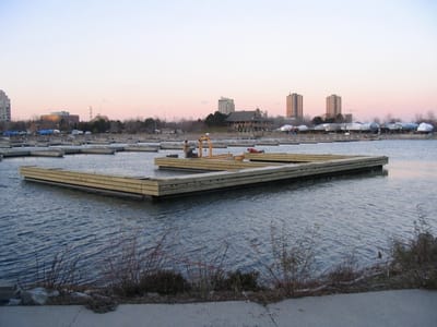 89 New Docks Dec 05.jpg
