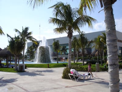 025c Health Centre.JPG