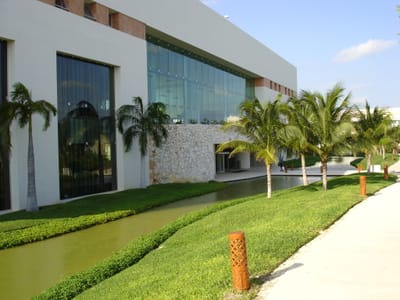 025u Tramonto and store.JPG