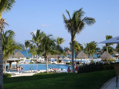 026b Pool.JPG