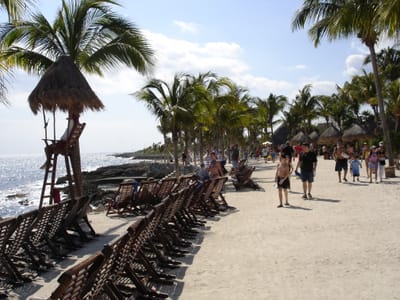 068 Beach at Xcaret.JPG