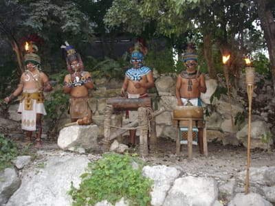 096 Dinner show.JPG