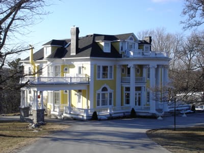 037 Claramont Inn & Spa.JPG