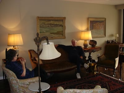 007 Living room.JPG