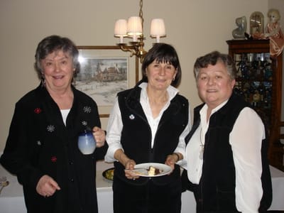 007 Ann Ellen Judy.JPG